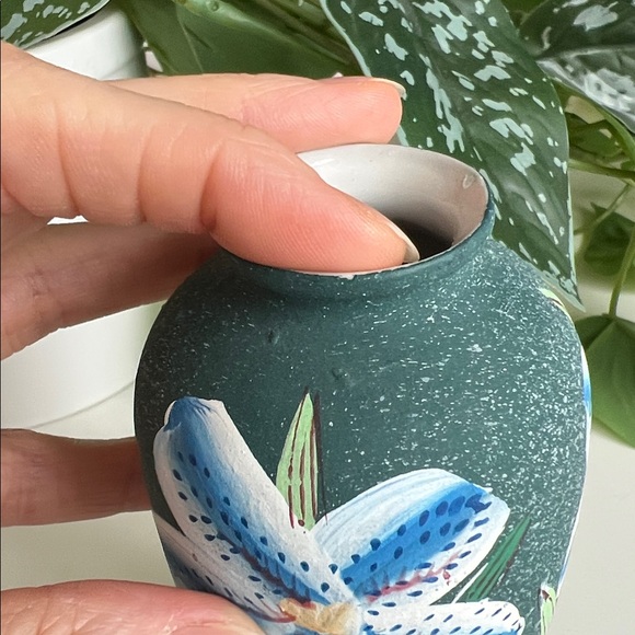 Vintage Hand Painted Floral Bud Vase - Picture 9 of 12